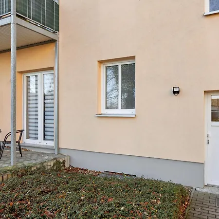 Larooms Merseburg - Apartment Ns02 - 4 Betten - Parkplatz - Waschmaschine - Naehe Infra Leuna - Ideal Fuer Teams Appartement Merseburg