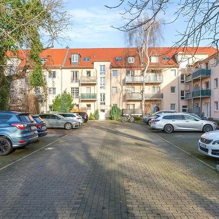 Larooms Merseburg - Apartment Ns02 - 4 Betten - Parkplatz - Waschmaschine - Naehe Infra Leuna - Ideal Fuer Teams Appartement Merseburg