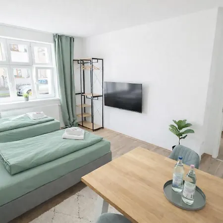 Apartmán Larooms - Ns02 - 4 Betten - Parkplatz - Waschmaschine - Naehe Infra Leuna - Ideal Fuer Teams Merseburg