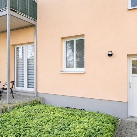 Apartment Aura - Nula #2 - 4 Einzelbetten - Parkplatz - Nähe Infra Leuna - Ideal Für Teams