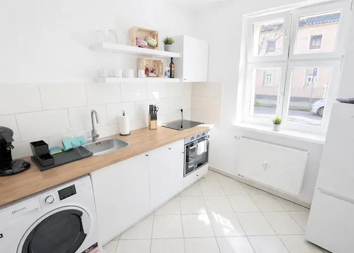 Apartmán Larooms - Ns02 - 4 Betten - Parkplatz - Waschmaschine - Naehe Infra Leuna - Ideal Fuer Teams Merseburg